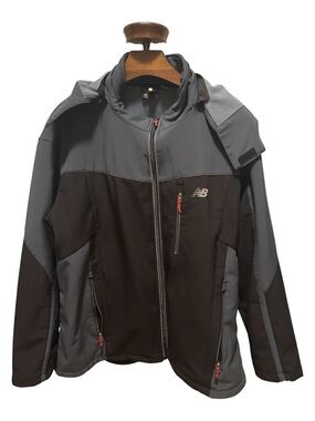 New Balance Men’s Black and Gray Performance Softshell Jacket